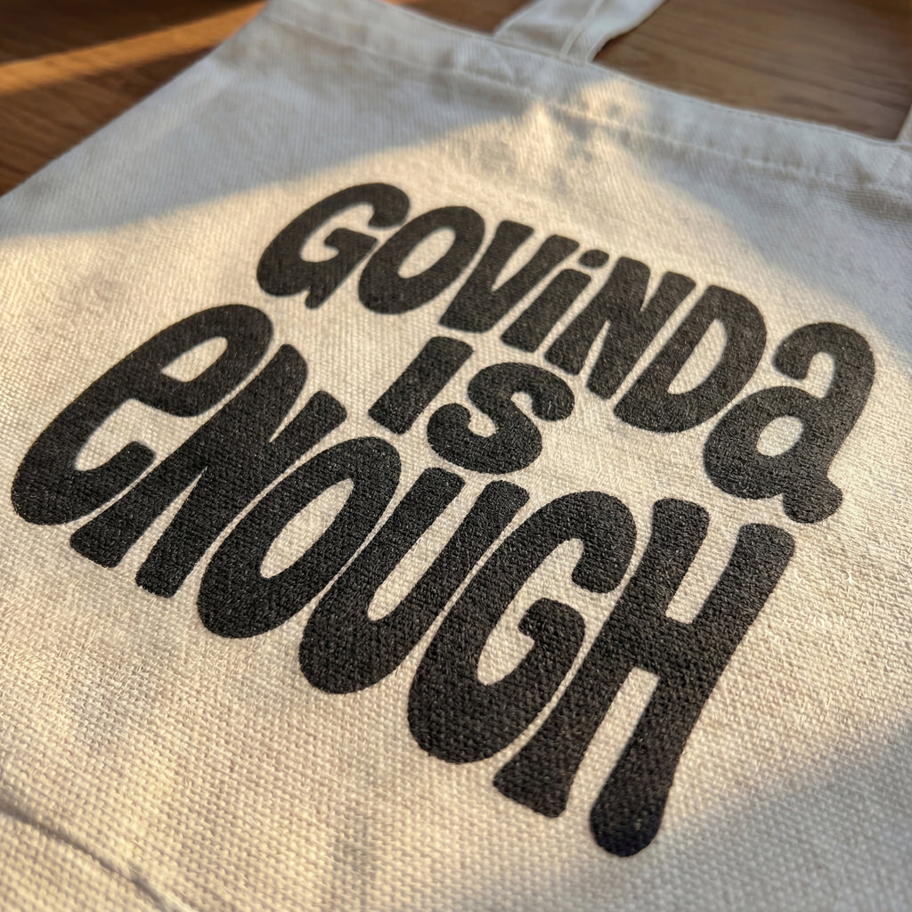 Govinda. Tote. Zipper Large